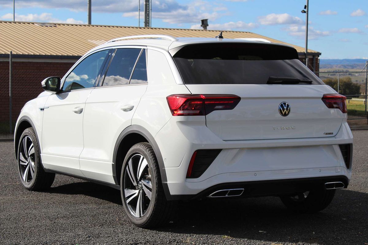 2025 Volkswagen T-Roc 140TSI R-Line D11