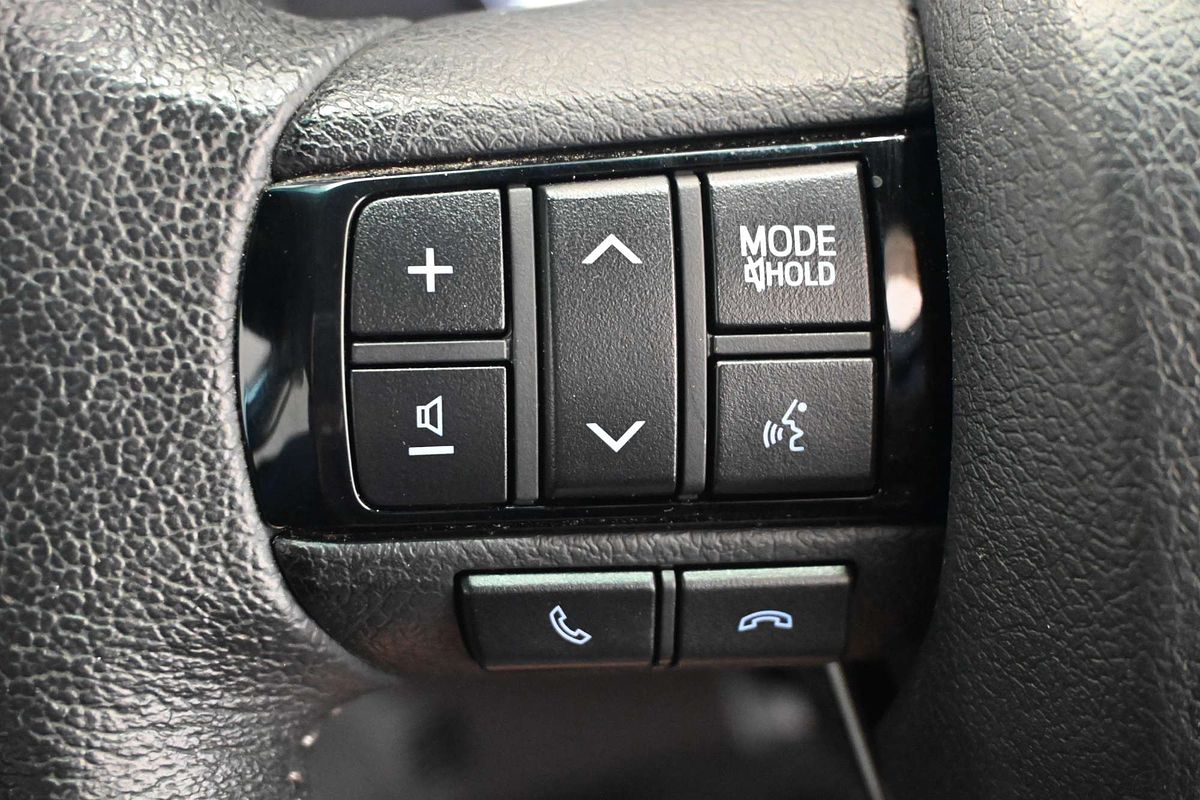 2019 Toyota Hilux Rogue GUN126R 4X4