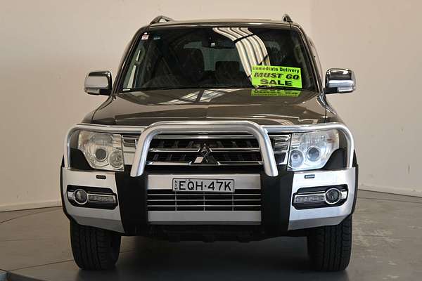 2014 Mitsubishi Pajero Exceed NX