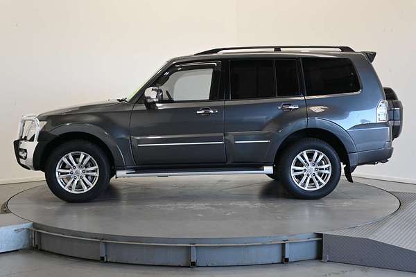 2014 Mitsubishi Pajero Exceed NX