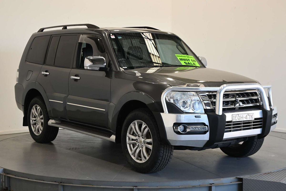 2014 Mitsubishi Pajero Exceed NX