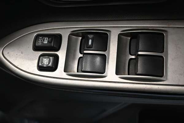 2014 Mitsubishi Pajero Exceed NX