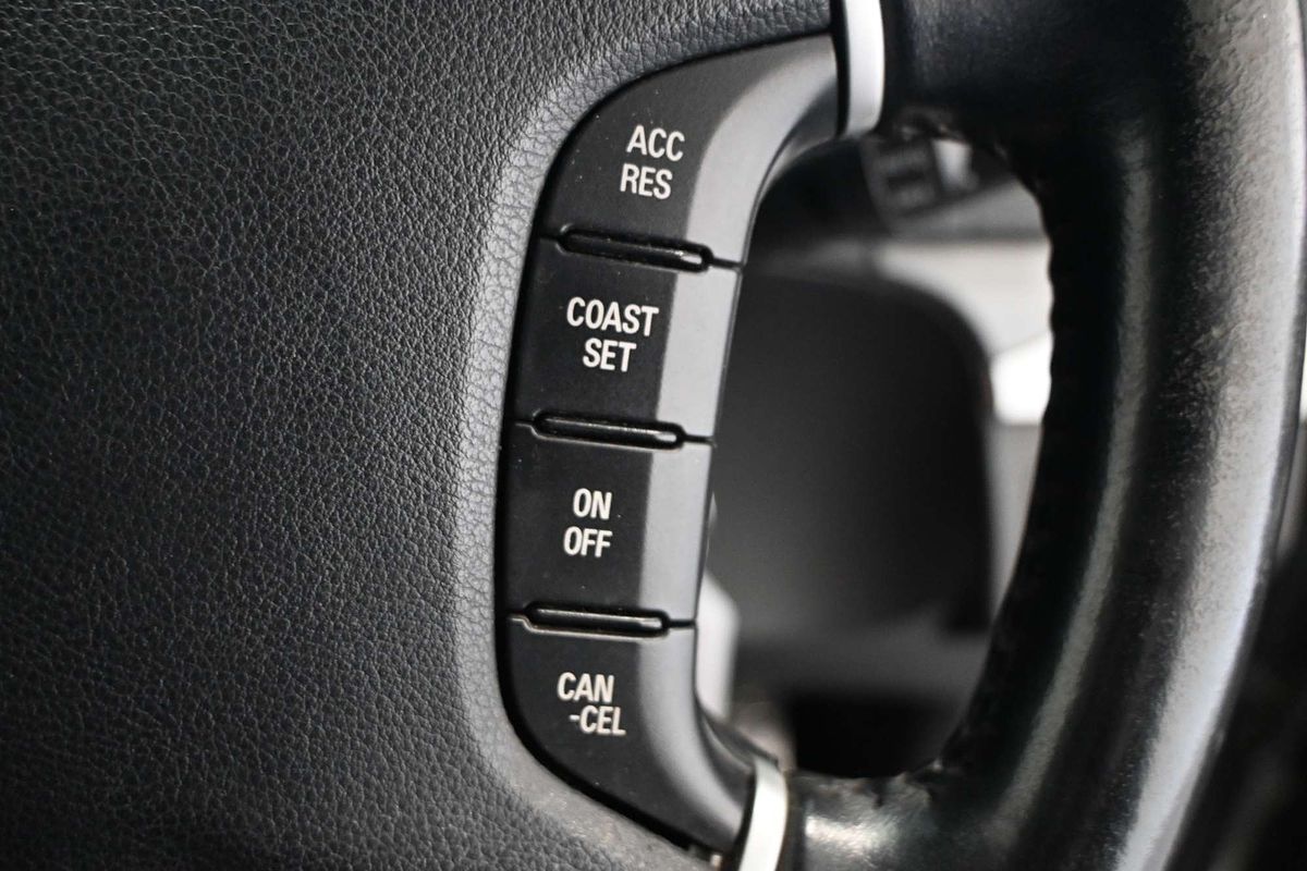 2014 Mitsubishi Pajero Exceed NX