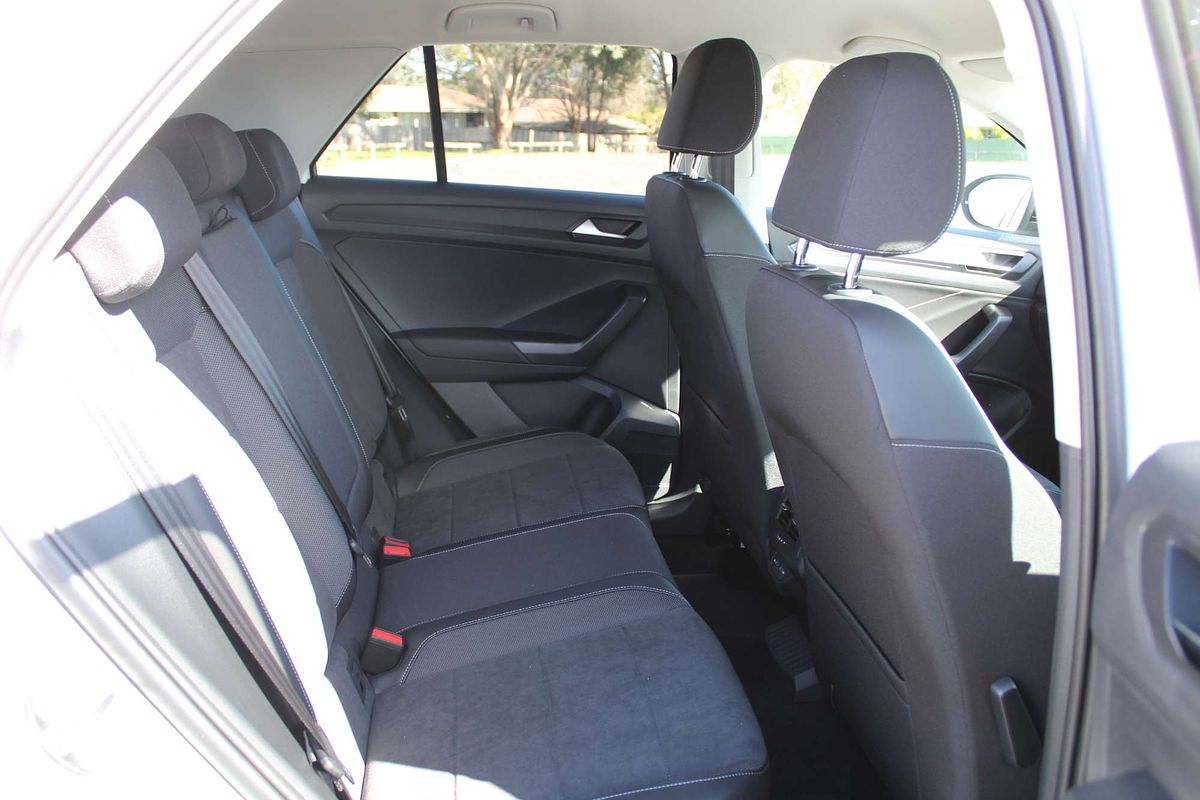 2025 Volkswagen T-Roc 110TSI Style D11