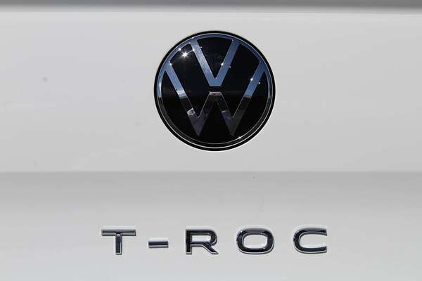 2025 Volkswagen T-Roc 110TSI Style D11