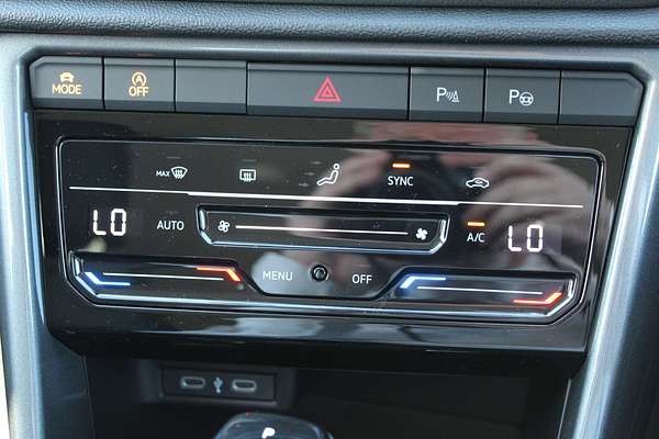2025 Volkswagen T-Roc 110TSI Style D11