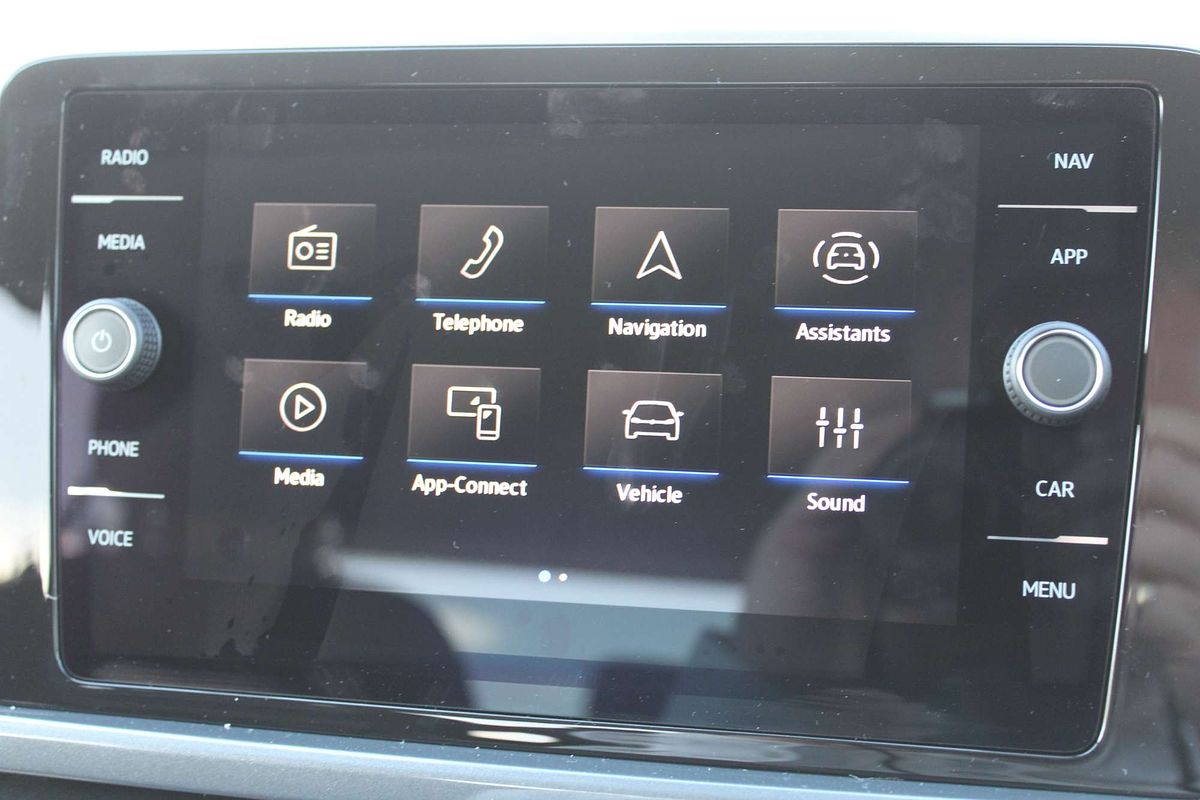2025 Volkswagen T-Roc 110TSI Style D11