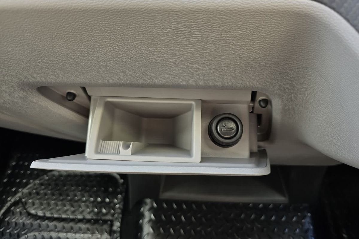 2023 LDV DELIVER 9 DELIVER 9 MWB MID ROOF SV63D