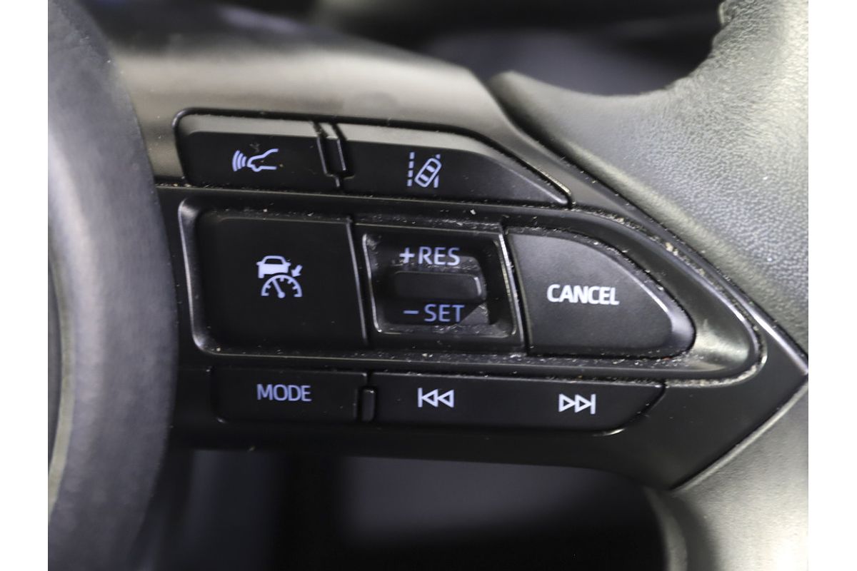 2021 Toyota Yaris HB Hybrid SX Hybrid MXPH10R