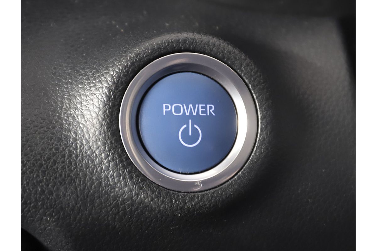 2021 Toyota Yaris SX Hybrid MXPH10R