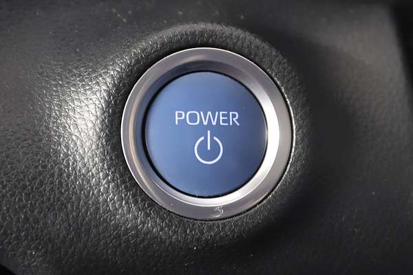 2021 Toyota Yaris HB Hybrid SX Hybrid MXPH10R