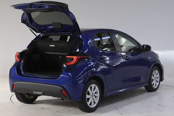 2021 Toyota Yaris SX Hybrid MXPH10R