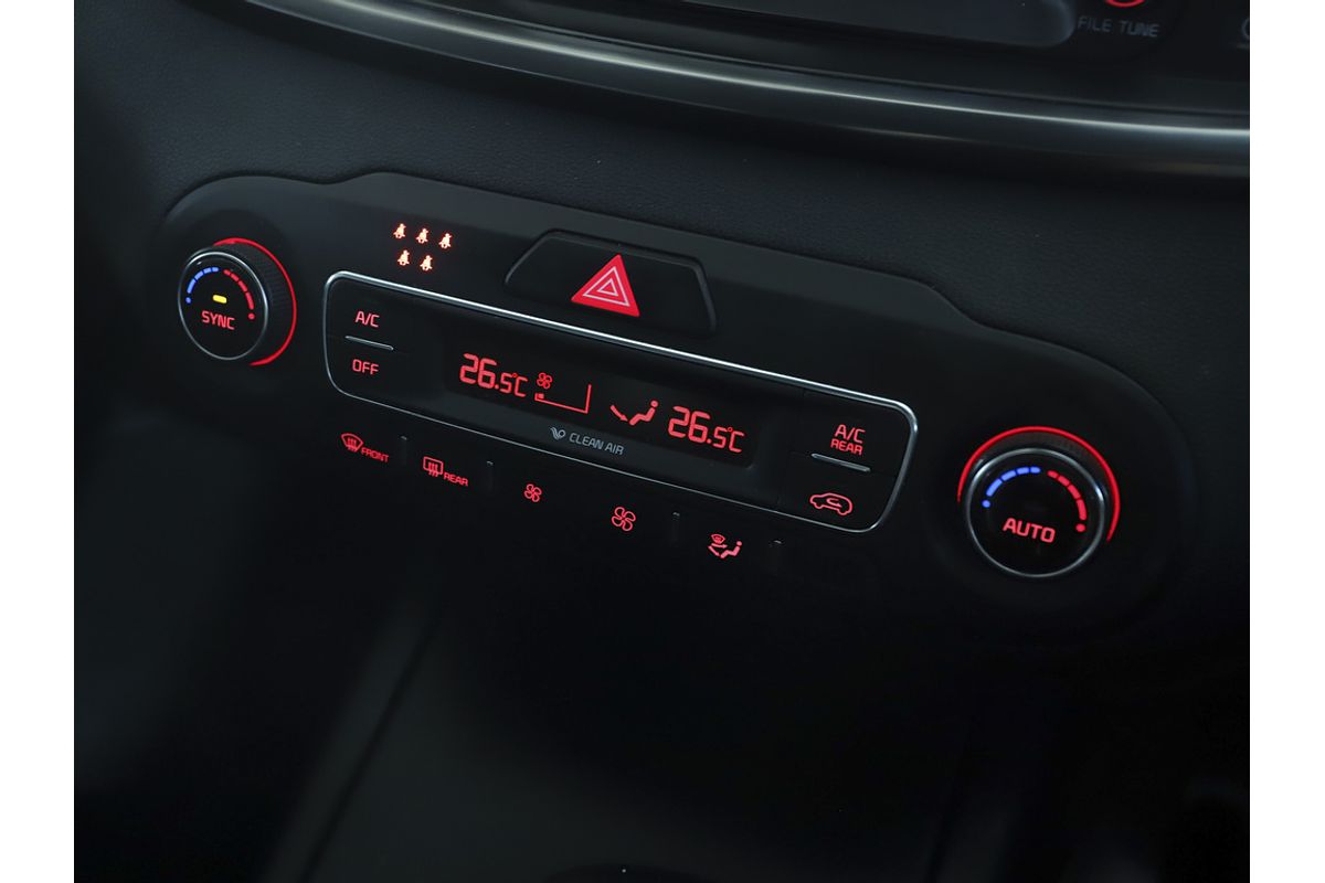 2017 Kia Sorento Sport UM