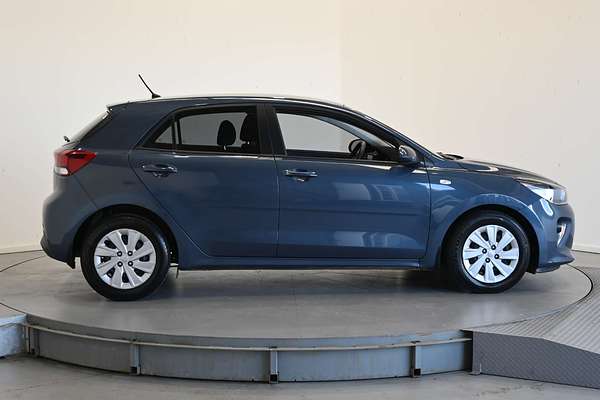 2017 Kia Rio S YB