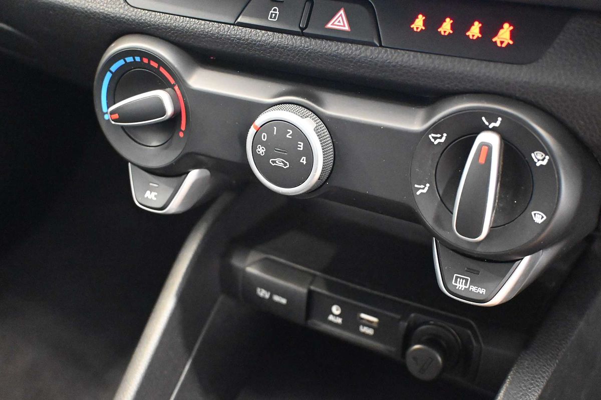 2017 Kia Rio S YB