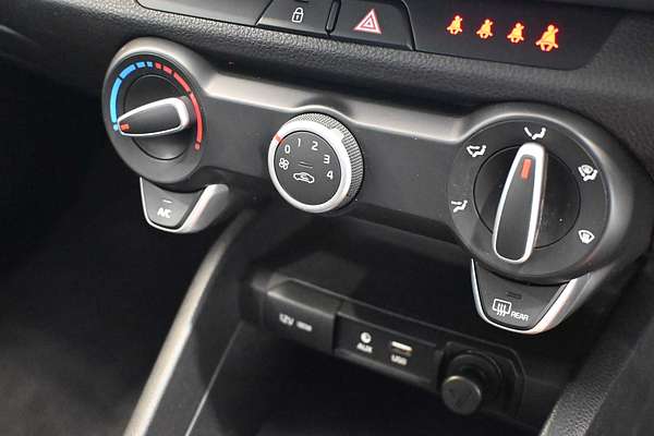 2017 Kia Rio S YB