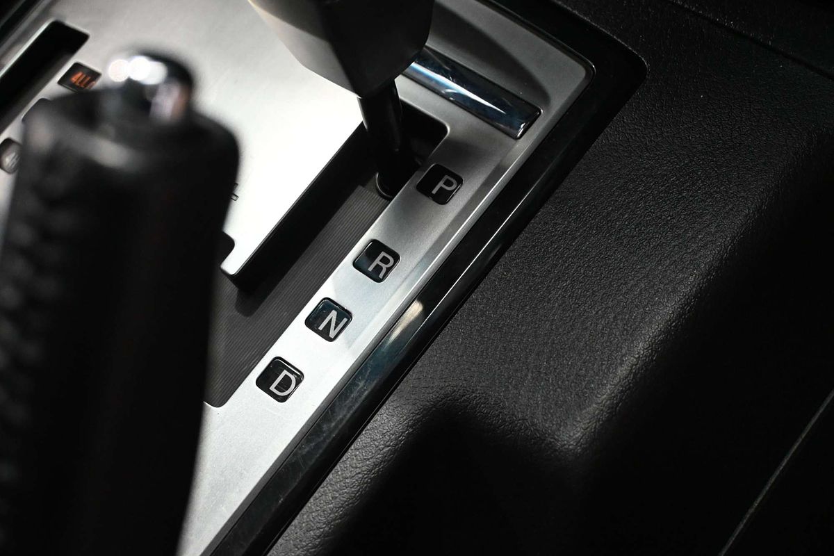 2020 Mitsubishi Pajero