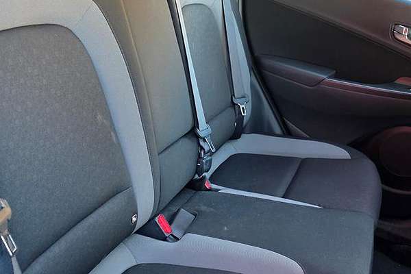 2019 Hyundai Kona Active OS.3