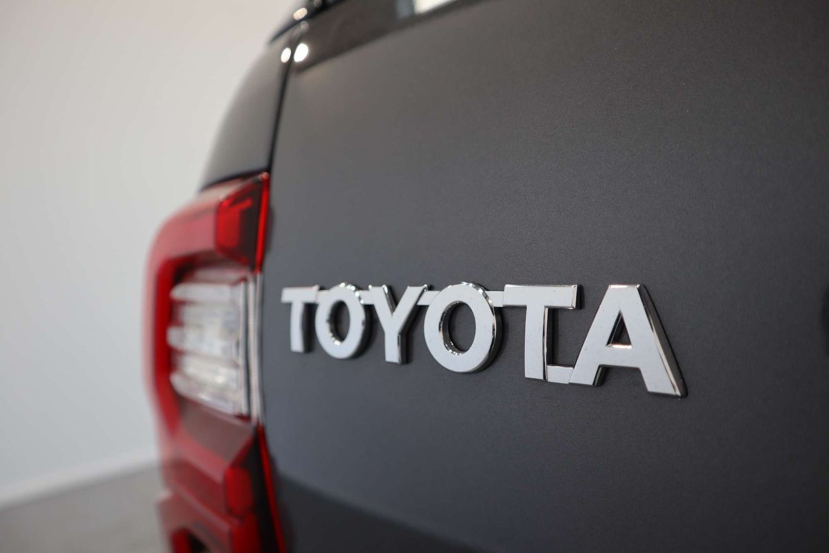 2022 Toyota Hilux Rogue GUN126R 4X4