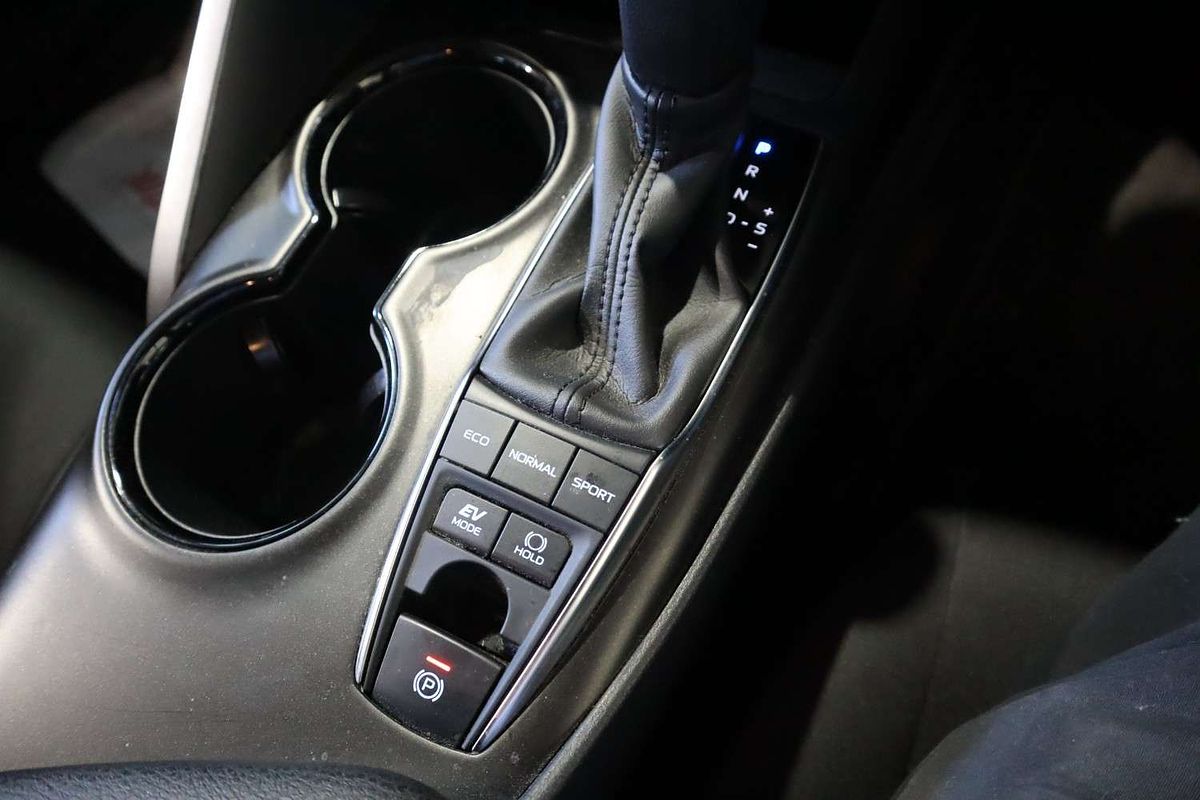 2023 Toyota Camry Ascent AXVH70R
