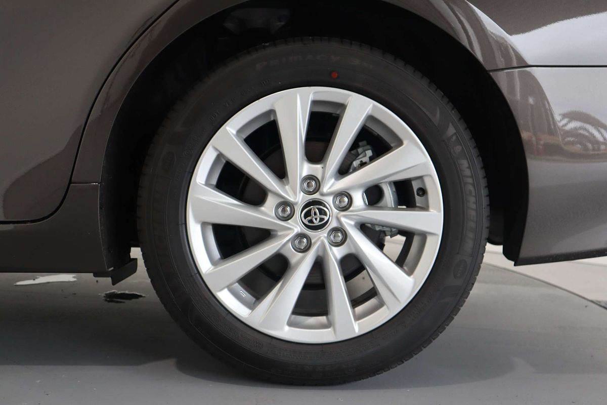 2023 Toyota Camry Ascent AXVH70R