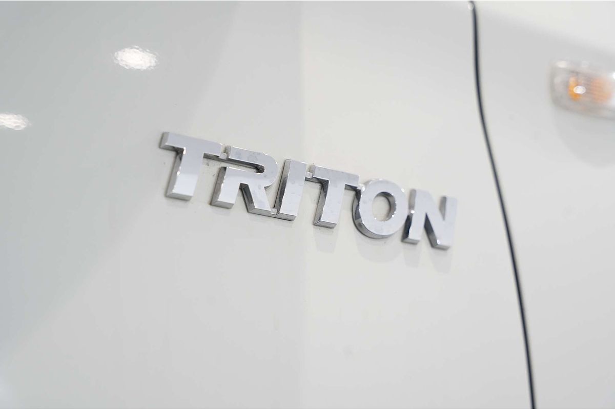 2020 Mitsubishi Triton GLX ADAS MR 4X4
