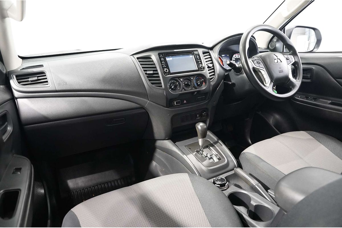 2020 Mitsubishi Triton GLX ADAS MR 4X4