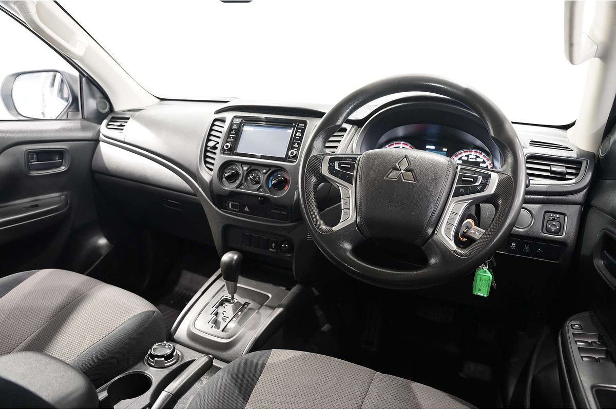 2020 Mitsubishi Triton GLX ADAS MR 4X4