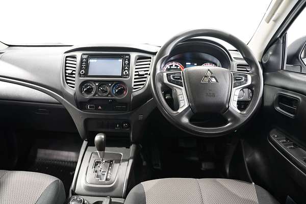 2020 Mitsubishi Triton GLX ADAS MR 4X4