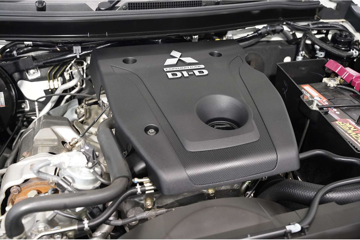 2020 Mitsubishi Triton GLX ADAS MR 4X4