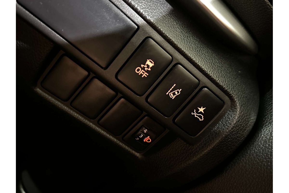 2020 Mitsubishi Eclipse Cross LS YB
