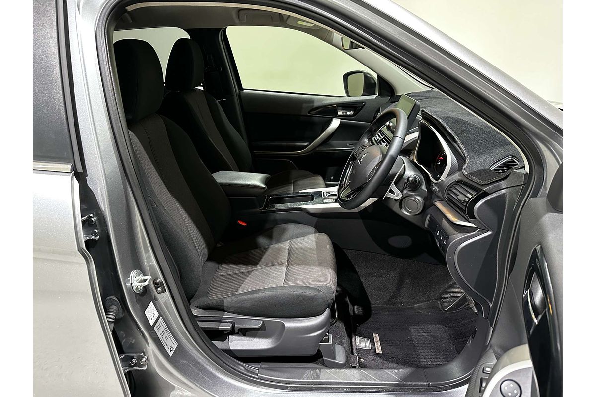 2020 Mitsubishi Eclipse Cross LS YB