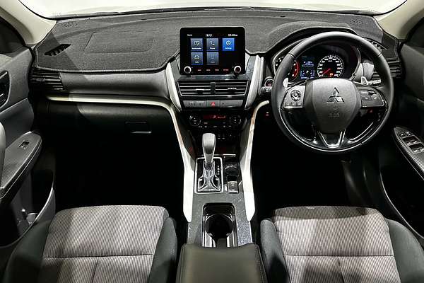 2020 Mitsubishi Eclipse Cross LS YB
