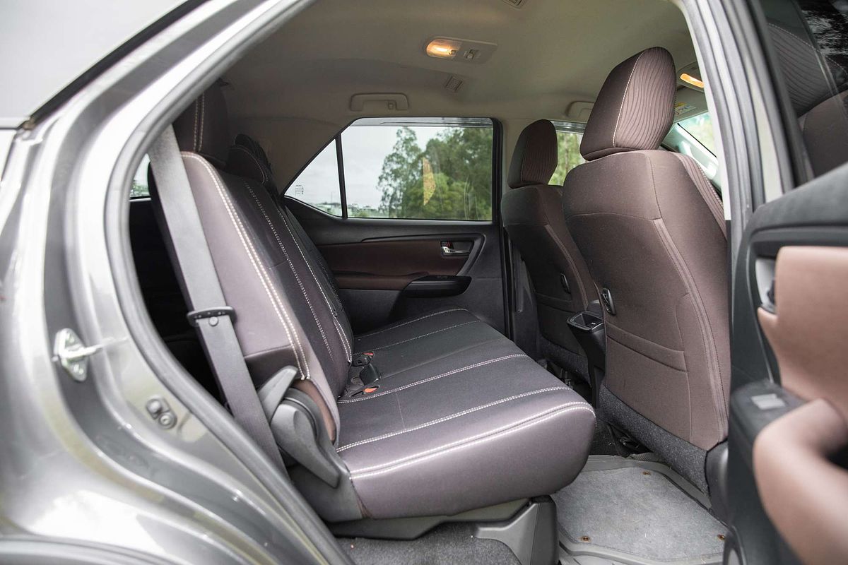 2018 Toyota Fortuner GX GUN156R