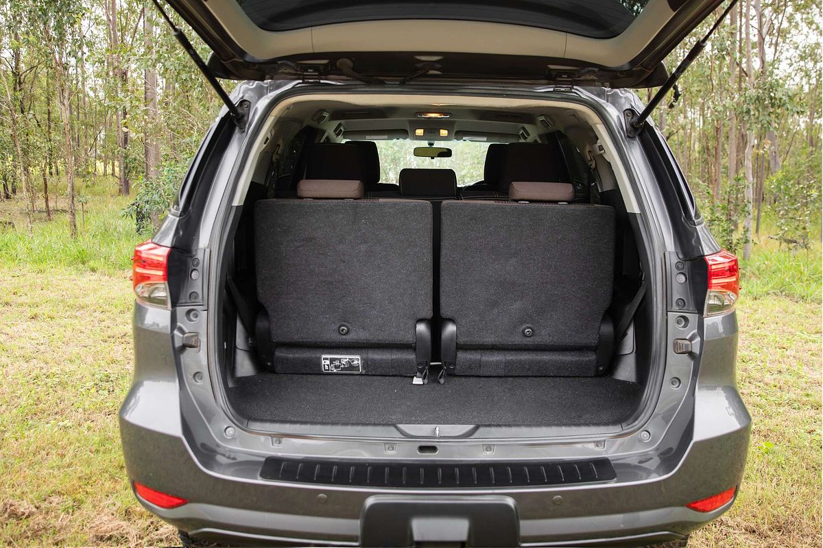 2018 Toyota Fortuner GX GUN156R