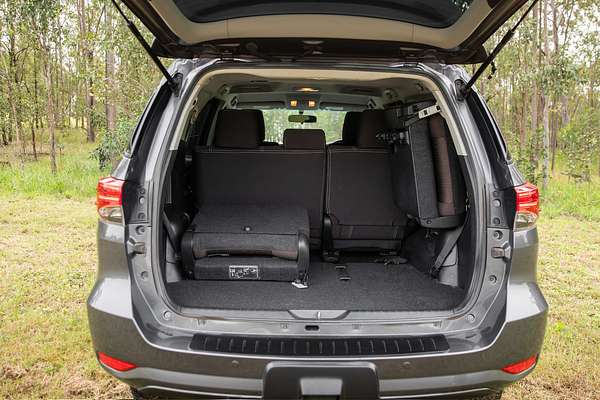 2018 Toyota Fortuner GX GUN156R