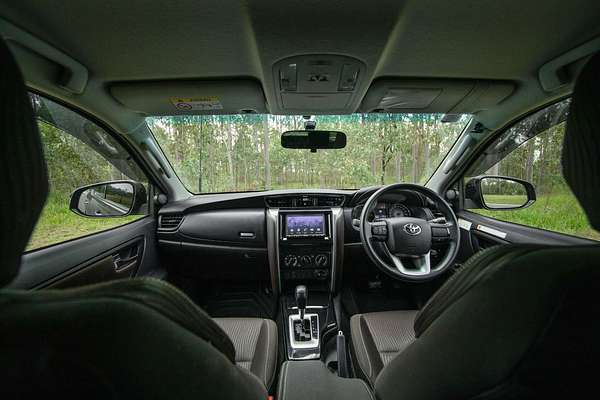 2018 Toyota Fortuner GX GUN156R