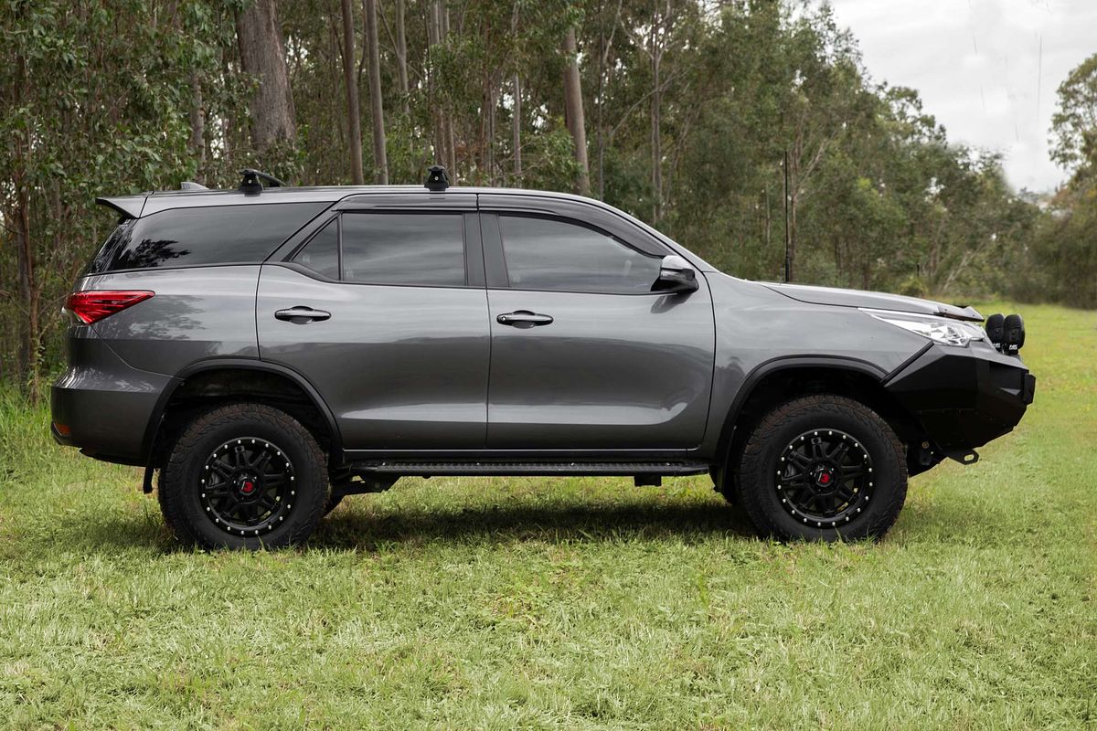 2018 Toyota Fortuner GX GUN156R