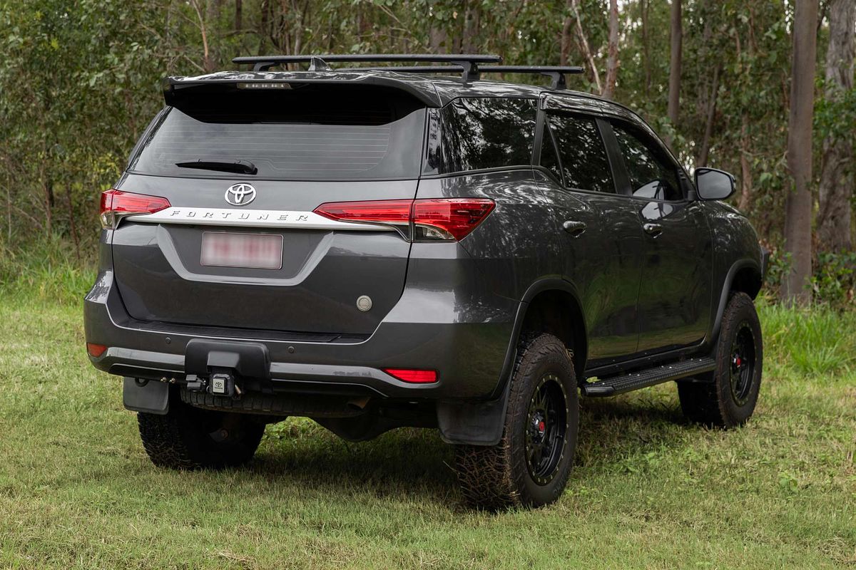 2018 Toyota Fortuner GX GUN156R