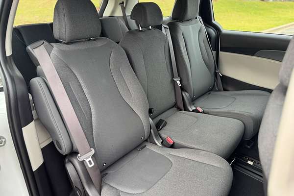 2021 Kia Carnival S KA4