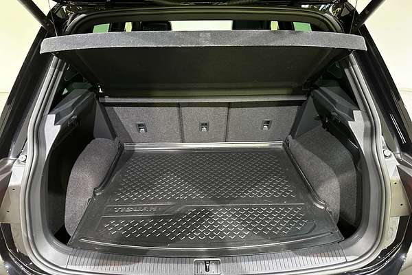 2022 Volkswagen Tiguan 162TSI R-Line 5N