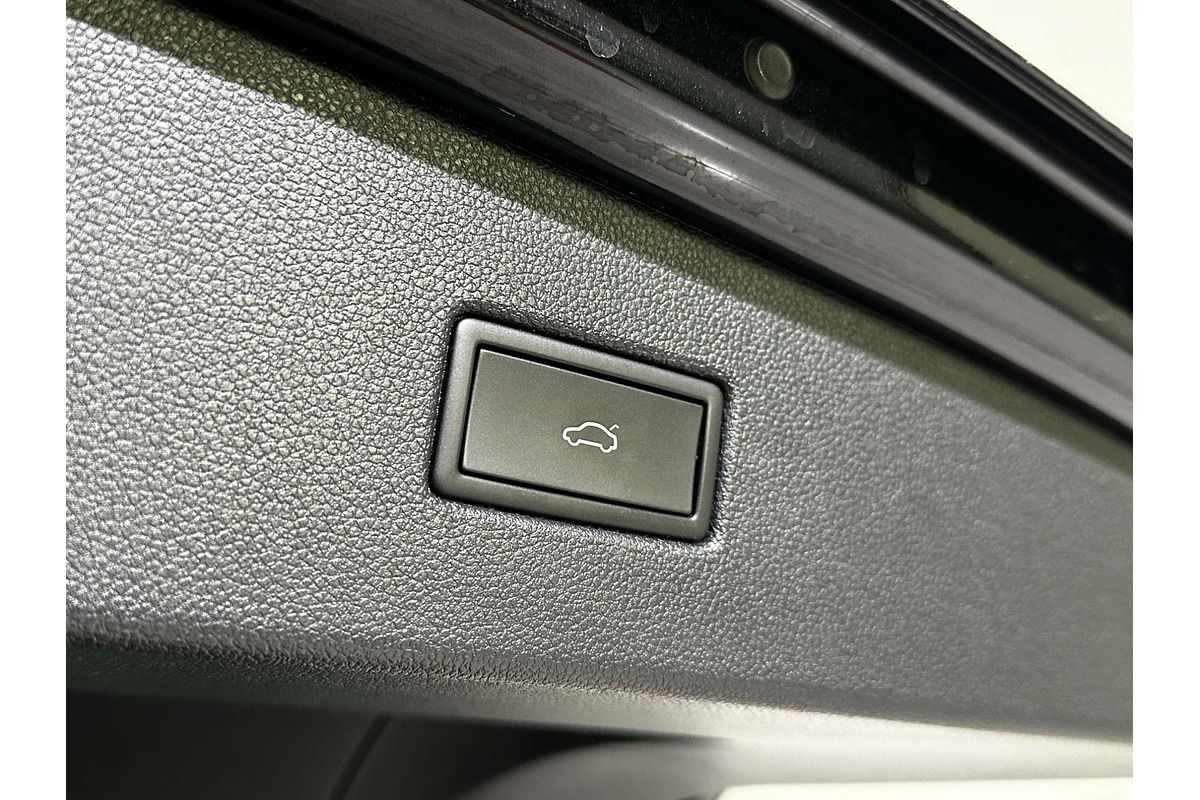 2022 Volkswagen Tiguan 162TSI R-Line 5N