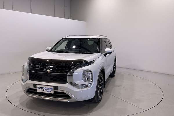 2022 Mitsubishi Outlander Exceed ZM