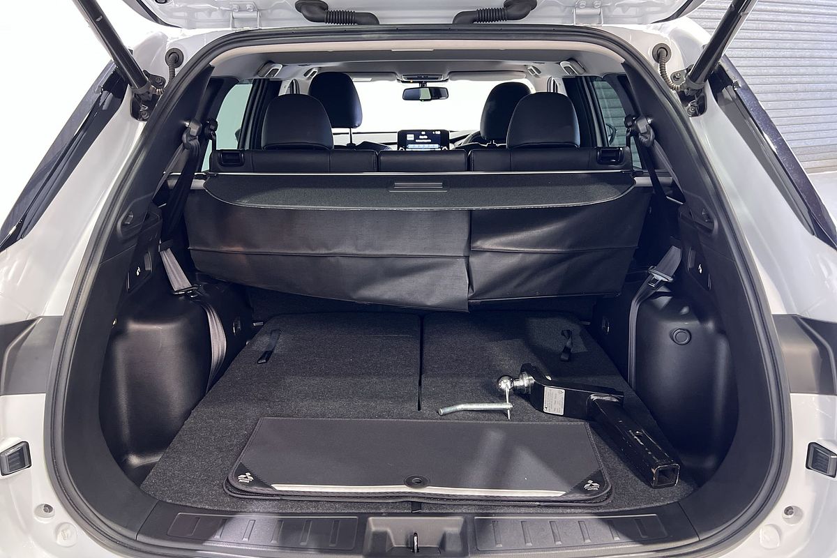 2022 Mitsubishi Outlander Exceed ZM