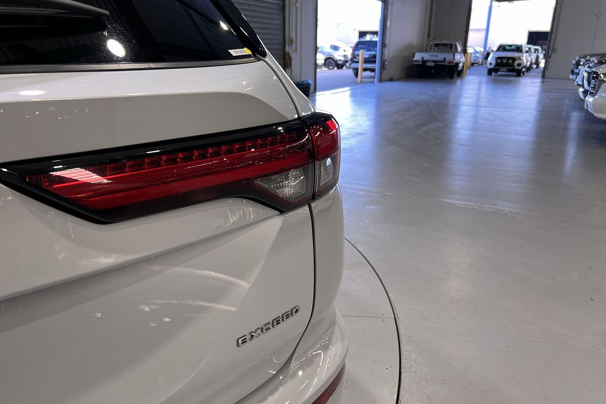2022 Mitsubishi Outlander Exceed ZM