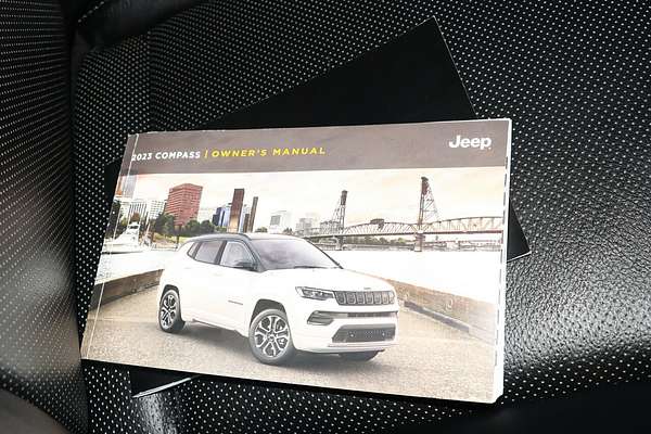 2023 Jeep Compass S-Limited M6
