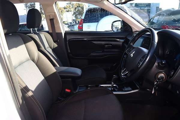 2021 Mitsubishi Outlander ES ZL