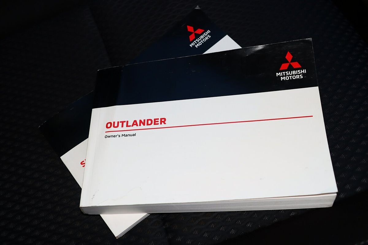 2021 Mitsubishi Outlander ES ZL