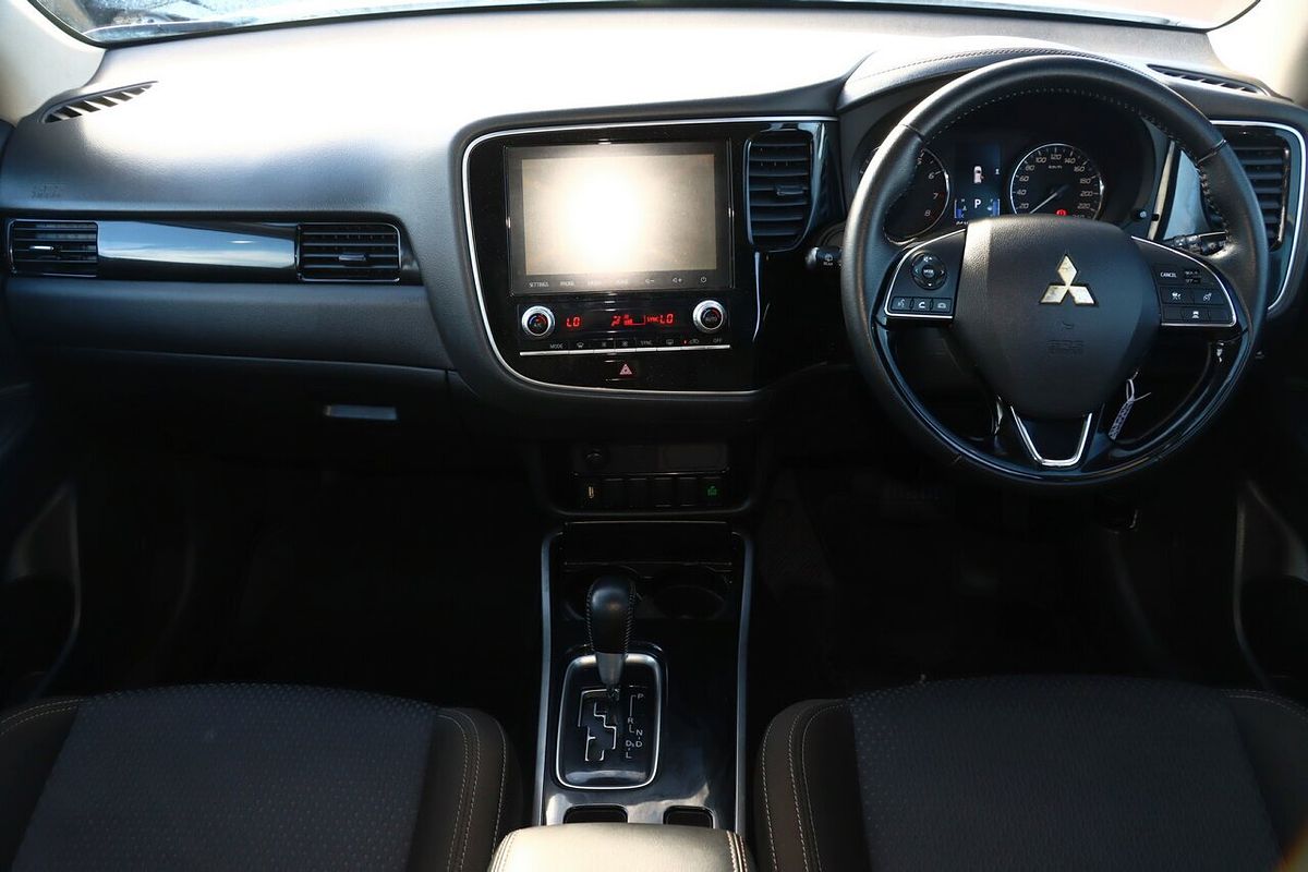 2021 Mitsubishi Outlander ES ZL