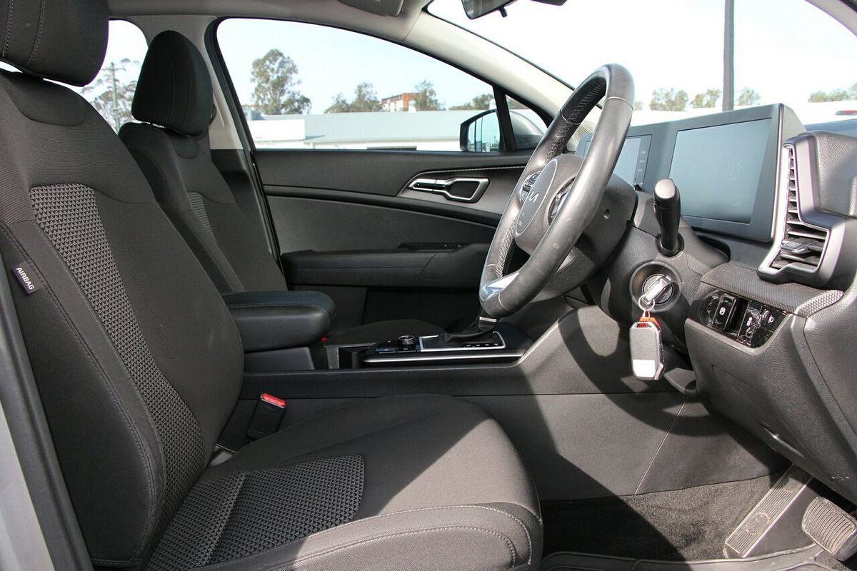 2022 Kia Sportage S NQ5